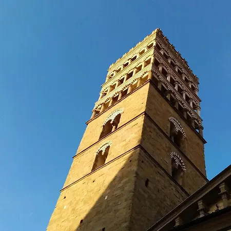 Im Historischen Zentrum Von *